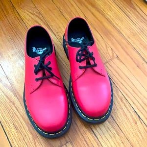 Never worn Dr. Martens Oxfords!